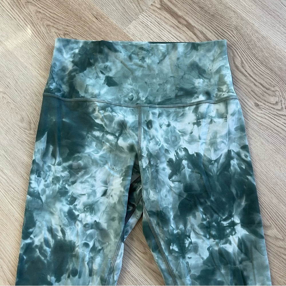 Lululemon Align High-Rise Crop Leggings Diamond Dye Starlight Smoked Spruce 8 - Picture 5 of 9